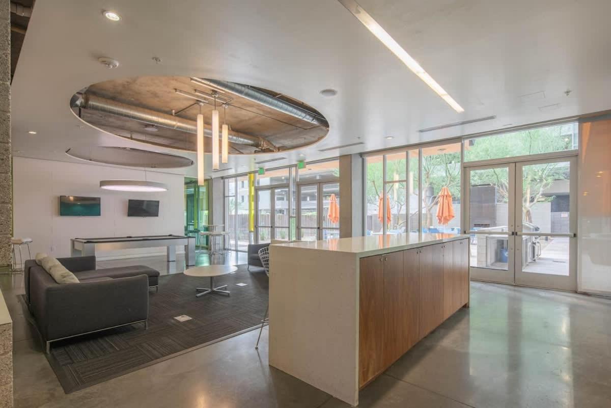 Apartment Chic 1bd - Downtown - Gym, Pool, Parking Phoenix