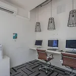 Chic 1Bd - Central Downtown - Gym, Pool, Parking