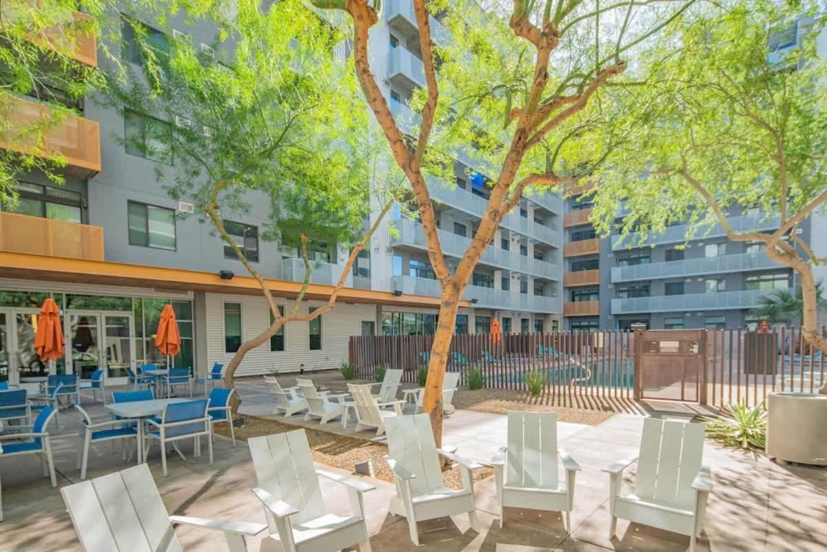 Chic 1bd - Downtown - Gym, Pool, Parking